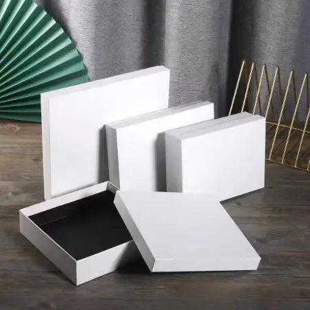 White Apparel Boxes with Lids 